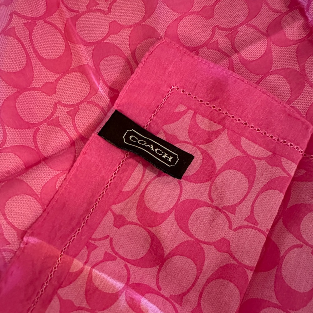 Authentic Coach Signature “C” scarf - Hot Pink